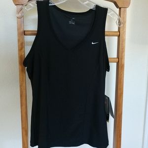 Sleeveless Nike cardio top